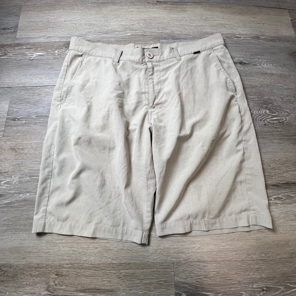 TravisMathew Golf Shorts Mens 36 Khaki Tan Performance Stretch Chino Casual
